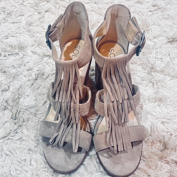 Sole Society Delilah Fringe Block Taupe Heeled Sandals 7.5 - Picture 7 of 10